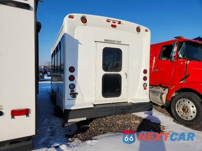 Drugie zdjęcie samochodu z przodu: 2025 FORD ECONOLINE E450 SUPER DUTY CUTAWAY VAN VIN:1FDFE4FN8SDD03525 - miniatura