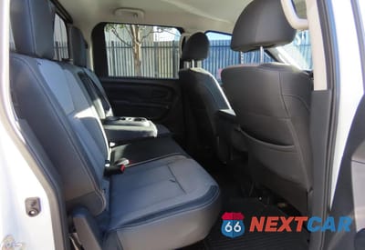 Zdjęcie 6 z 10 samochodu: 2019 NISSAN TITAN S VIN:1N6AA1EK6KN518926 - miniatura