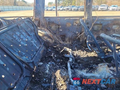 Zdjęcie 10 z 11 samochodu: 1996 JEEP GRAND CHEROKEE LAREDO VIN:1J4GZ58Y1TC149798 - miniatura