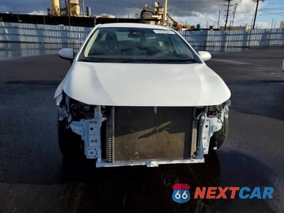 Piąte zdjęcie samochodu w środku: 2024 TOYOTA COROLLA LE VIN:JTDBCMFE4RJ033469 - miniatura