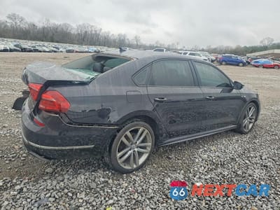 Trzecie zdjęcie samochodu z tyłu: 2018 VOLKSWAGEN PASSAT VIN:1VWAA7A31JC004056 - miniatura