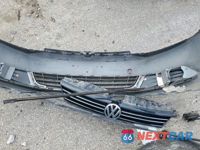 Zdjęcie 12 z 12 samochodu: 2014 VOLKSWAGEN JETTA TDI VIN:3VWLL7AJXEM357157 - miniatura