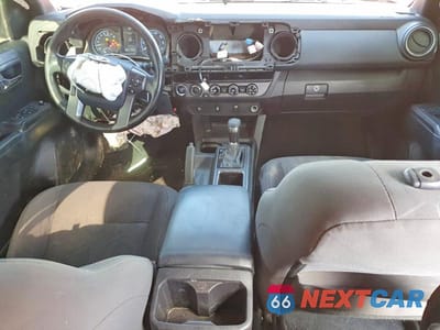 Zdjęcie 8 z 12 samochodu: 2016 TOYOTA TACOMA TRD OFF-ROAD VIN:5TFCZ5ANXGX020798 - miniatura