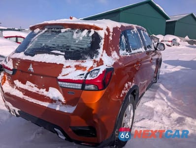Trzecie zdjęcie samochodu z tyłu: 2024 MITSUBISHI RVR ES VIN:JA4AJUAU6RU601780 - miniatura