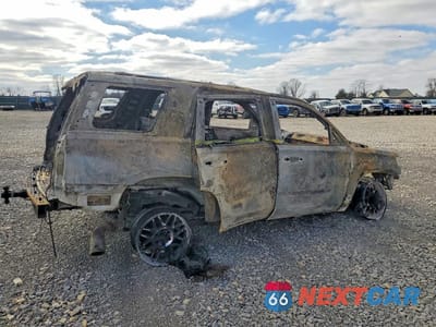 Trzecie zdjęcie samochodu z tyłu: 2015 CHEVROLET TAHOE K1500 LT VIN:1GNSKBKC8FR258297 - miniatura