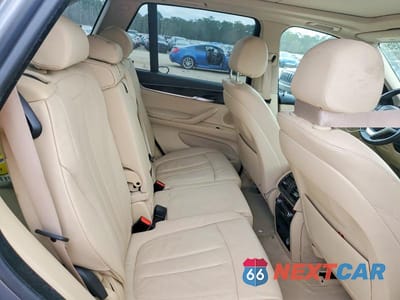 Zdjęcie 11 z 13 samochodu: 2015 BMW X5 SDRIVE35I VIN:5UXKR2C58F0H38575 - miniatura