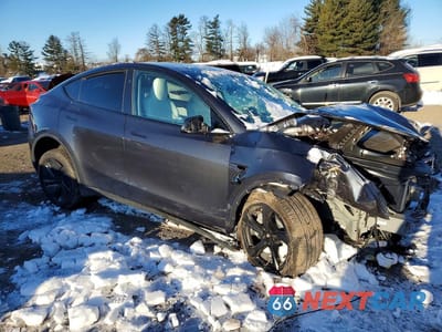 Czwarte zdjęcie samochodu z boku: 2026 TESLA MODEL Y VIN:7SAYGDEE8TA460474 - miniatura