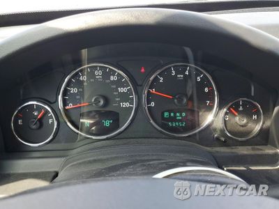 Zdjęcie 9 z 13 samochodu: 2010 JEEP LIBERTY SPORT VIN:1J4PN2GK2AW127389 - miniatura