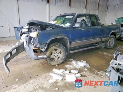 2005 CHEVROLET SILVERADO K1500 1GCEK19B95E307218 - główne zdjęcie licytacji z USA - miniatura