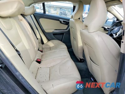 Zdjęcie 10 z 12 samochodu: 2017 VOLVO S60 DYNAMIC VIN:YV140MTL2H2420285 - miniatura