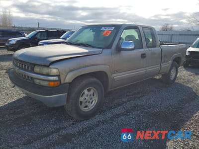 2002 CHEVROLET SILVERADO K1500 2GCEK19T221376290 - główne zdjęcie licytacji z USA - miniatura