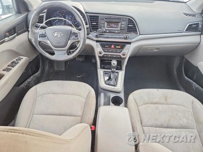 Zdjęcie 8 z 12 samochodu: 2017 HYUNDAI ELANTRA SE VIN:5NPD74LF6HH148981 - miniatura