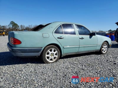 Trzecie zdjęcie samochodu z tyłu: 1996 MERCEDES-BENZ E 320 VIN:WDBJF55F2TJ013035 - miniatura