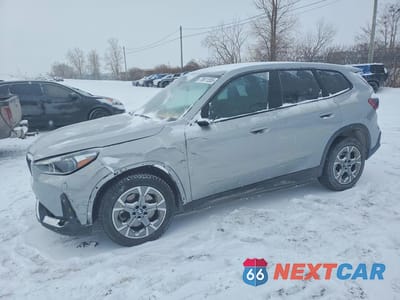 2023 BMW X1 XDRIVE28I WBX73EF05P5X86159 - główne zdjęcie licytacji z USA - miniatura