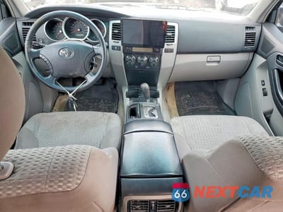 Zdjęcie 8 z 12 samochodu: 2006 TOYOTA 4RUNNER SR5 VIN:JTEZU14R760065944 - miniatura