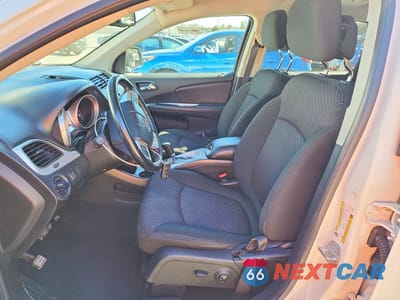 Zdjęcie 7 z 13 samochodu: 2020 DODGE JOURNEY SE VIN:3C4PDCAB4LT181017 - miniatura