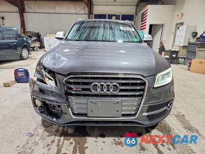 Piąte zdjęcie samochodu w środku: 2015 AUDI SQ5 PREMIUM PLUS VIN:WA1CGAFP9FA077966 - miniatura