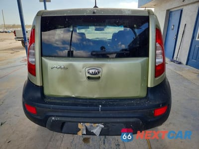 Zdjęcie 6 z 11 samochodu: 2013 KIA SOUL BASE VIN:KNDJT2A52D7626406 - miniatura