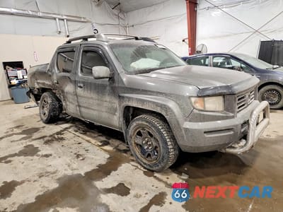 Czwarte zdjęcie samochodu z boku: 2008 HONDA RIDGELINE RTL VIN:2HJYK16578H518969 - miniatura
