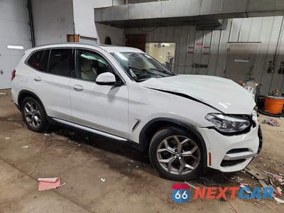 Czwarte zdjęcie samochodu z boku: 2021 BMW X3 XDRIVE30I VIN:5UXTY5C09M9G09797 - miniatura