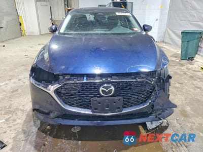 Piąte zdjęcie samochodu w środku: 2024 MAZDA 3 PREFERRED VIN:3MZBPACM3RM404779 - miniatura