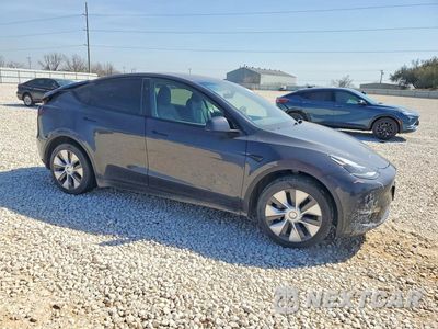 Czwarte zdjęcie samochodu z boku: 2024 TESLA MODEL Y VIN:7SAYGDEEXRA233747 - miniatura