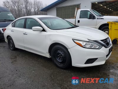 Czwarte zdjęcie samochodu z boku: 2017 NISSAN ALTIMA 2.5 VIN:1N4AL3AP2HN329196 - miniatura