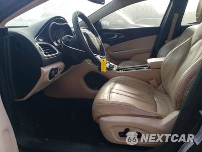 Zdjęcie 7 z 12 samochodu: 2015 CHRYSLER 200 C VIN:1C3CCCCB5FN542021 - miniatura