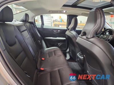 Zdjęcie 10 z 11 samochodu: 2022 VOLVO S60 B5 INSCRIPTION VIN:7JRL12TL4NG162421 - miniatura