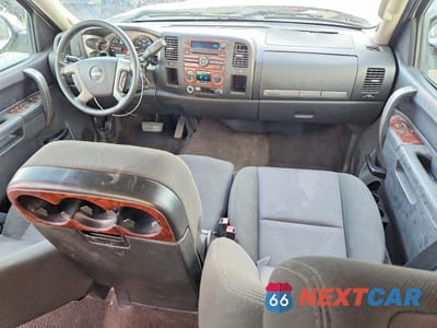 Zdjęcie 8 z 11 samochodu: 2013 GMC SIERRA C1500 SLE VIN:3GTP1VE0XDG220975 - miniatura