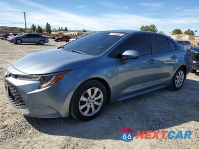 2021 TOYOTA COROLLA LE 5YFEPMAE8MP218007 - główne zdjęcie licytacji z USA - miniatura