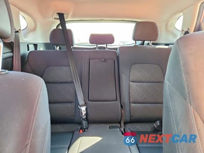 Zdjęcie 10 z 12 samochodu: 2017 HYUNDAI TUCSON SE VIN:KM8J33A44HU506509 - miniatura