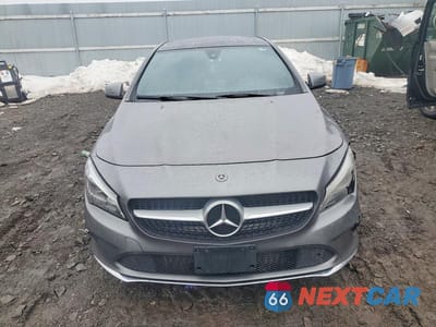 Piąte zdjęcie samochodu w środku: 2019 MERCEDES-BENZ CLA 250 4MATIC VIN:WDDSJ4GBXKN767807 - miniatura