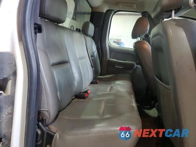 Zdjęcie 10 z 13 samochodu: 2011 GMC SIERRA C2500 HEAVY DUTY VIN:1GT21ZCG7BZ104955 - miniatura