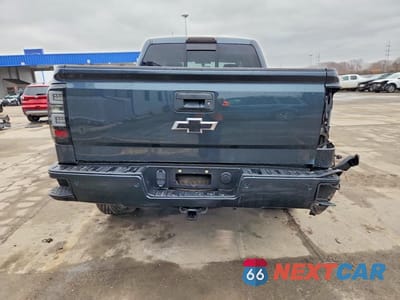 Zdjęcie 6 z 13 samochodu: 2017 CHEVROLET SILVERADO K1500 LT VIN:3GCUKREC0HG467039 - miniatura