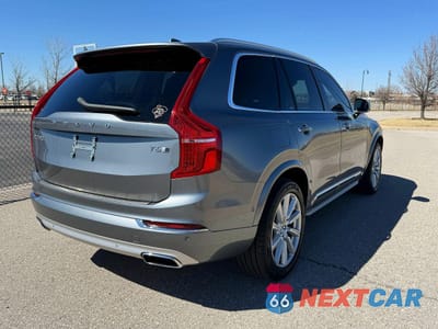 Czwarte zdjęcie samochodu z boku: 2016 VOLVO XC90 T6 VIN:YV4A22PL2G1034517 - miniatura