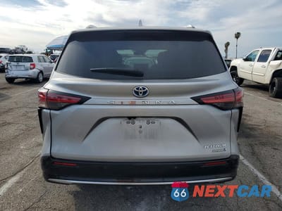 Zdjęcie 6 z 13 samochodu: 2021 TOYOTA SIENNA PLATINUM 7-PASSENGER VIN:5TDERKEC6MS022615 - miniatura