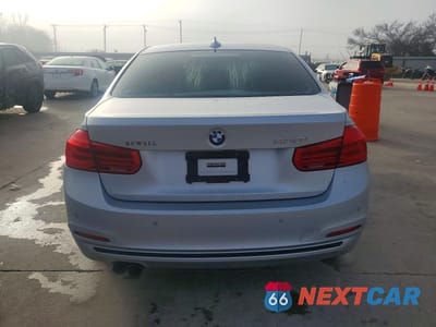 Zdjęcie 6 z 12 samochodu: 2018 BMW 330 I VIN:WBA8B9G53JNU96769 - miniatura
