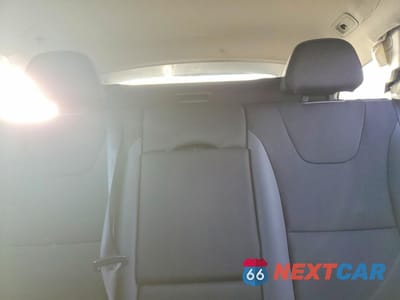 Zdjęcie 10 z 14 samochodu: 2015 VOLVO V60 VIN:YV1612SA4F1194568 - miniatura