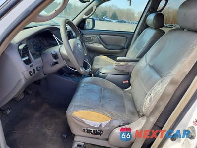 Zdjęcie 7 z 12 samochodu: 2004 TOYOTA SEQUOIA VIN:5TDZT34A04S232877 - miniatura
