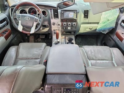 Zdjęcie 8 z 13 samochodu: 2015 TOYOTA SEQUOIA PLATINUM VIN:5TDDW5G19FS125127 - miniatura