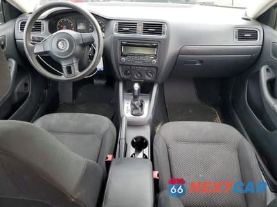 Zdjęcie 8 z 12 samochodu: 2013 VOLKSWAGEN JETTA BASE VIN:3VW2K7AJ2DM306068 - miniatura
