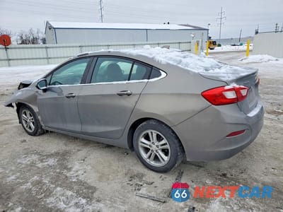Drugie zdjęcie samochodu z przodu: 2017 CHEV CRUZE LT VIN:1G1BE5SM1H7198431 - miniatura