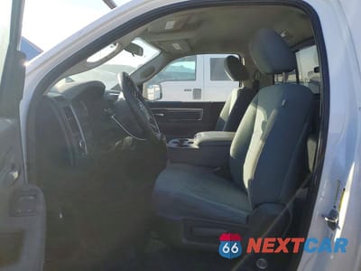 Zdjęcie 7 z 12 samochodu: 2014 RAM 1500 ST VIN:3C6JR6DT2EG187575 - miniatura