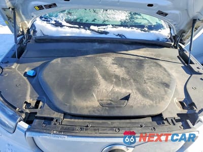 Zdjęcie 12 z 13 samochodu: 2021 VOLVO XC40 RECHARGE VIN:YV4ED3UR8M2564538 - miniatura