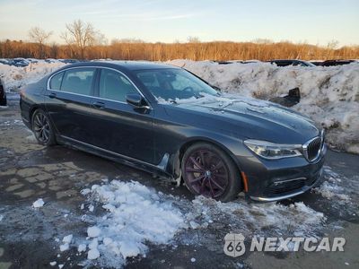 Czwarte zdjęcie samochodu z boku: 2018 BMW 750I XDRIVE VIN:WBA7F2C56JG424465 - miniatura
