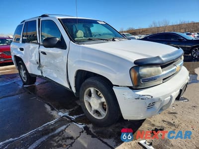 Czwarte zdjęcie samochodu z boku: 2007 CHEVROLET TRAILBLAZER LS VIN:1GNDT13S872163030 - miniatura