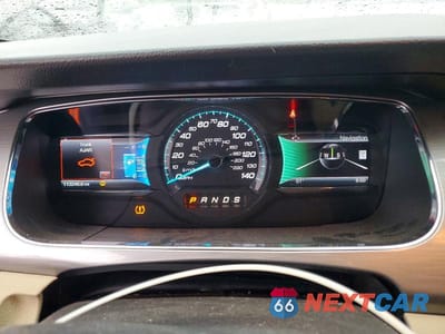 Zdjęcie 9 z 12 samochodu: 2015 FORD TAURUS SEL VIN:1FAHP2E84FG195776 - miniatura