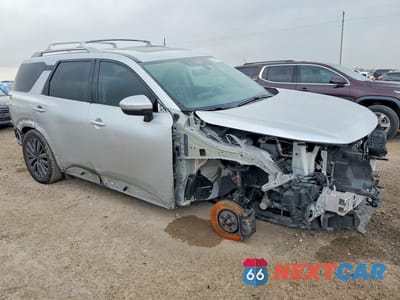 Czwarte zdjęcie samochodu z boku: 2024 NISSAN PATHFINDER SL VIN:5N1DR3CB8RC295989 - miniatura