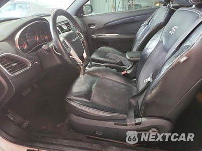 Zdjęcie 7 z 12 samochodu: 2013 CHRYSLER 200 S VIN:1C3BCBGG3DN543094 - miniatura